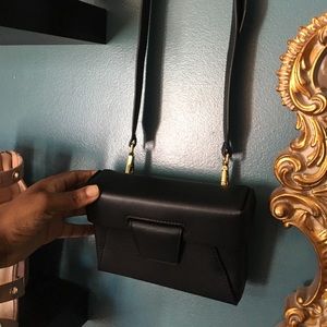 Yuzefi London Black belt bag